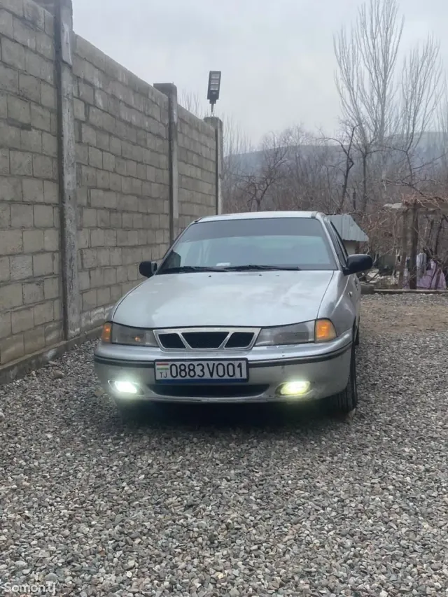Daewoo Nexia 1995 · 1.5 MT