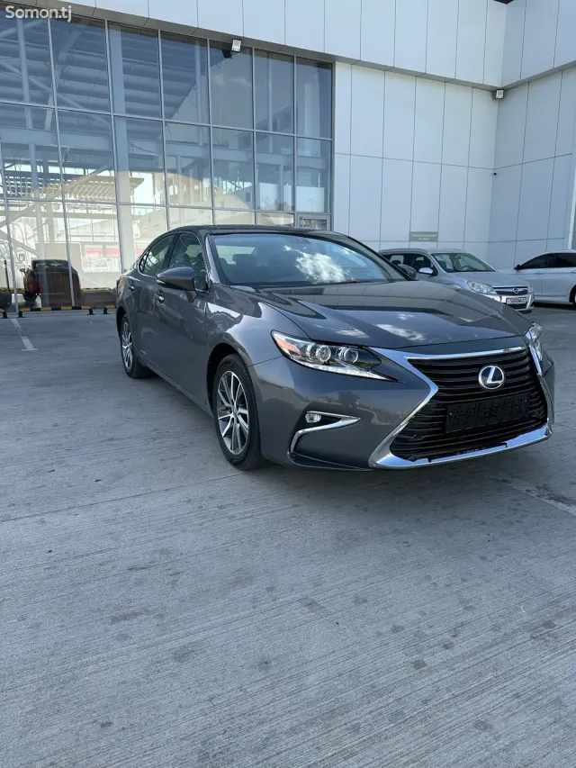 Lexus ES series 2016 · 3.0 AT