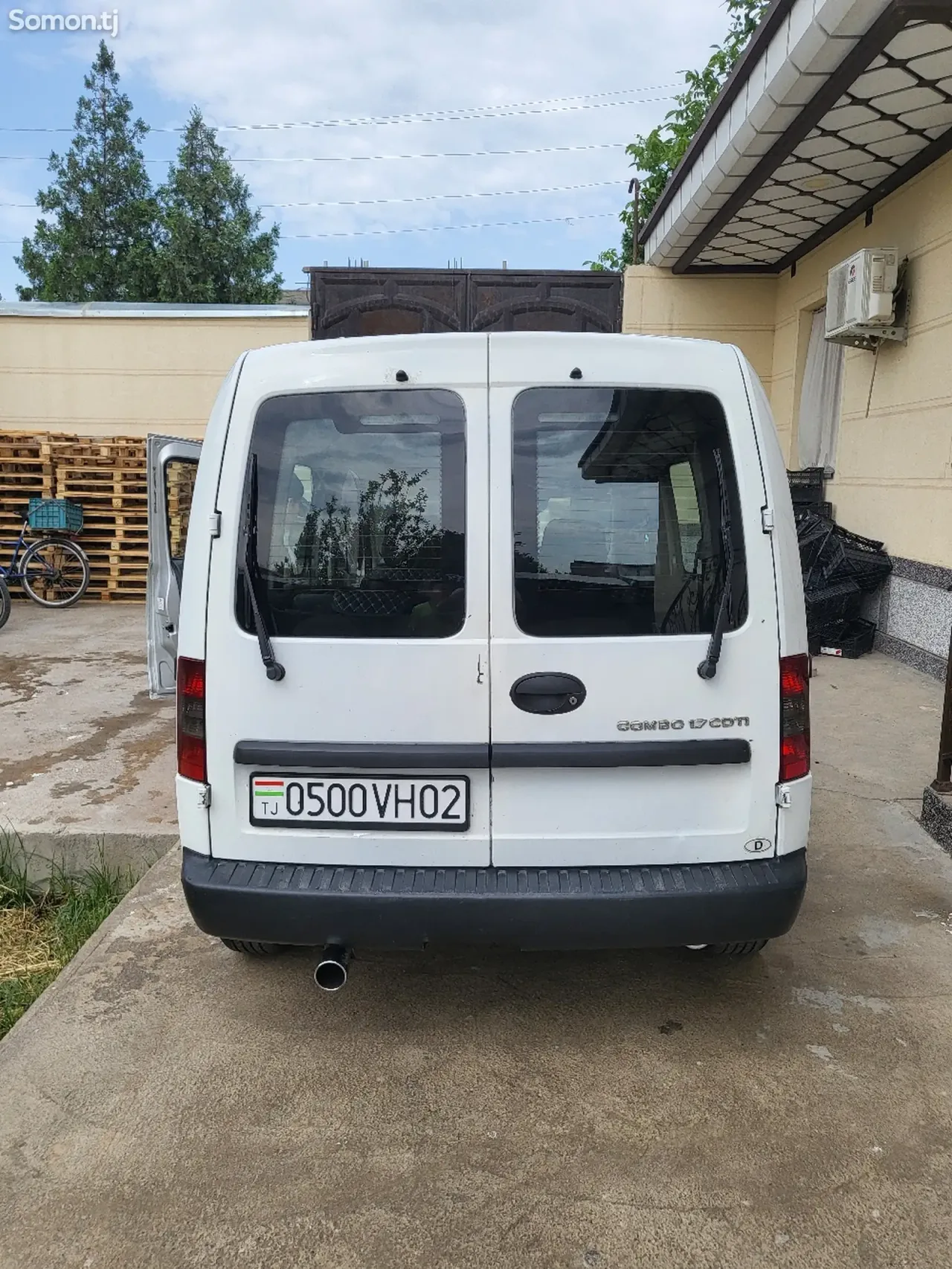 Opel Combo 2008 · 1.7 MT