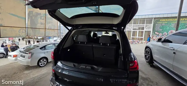 BMW X7 2022 · 4.0 AT