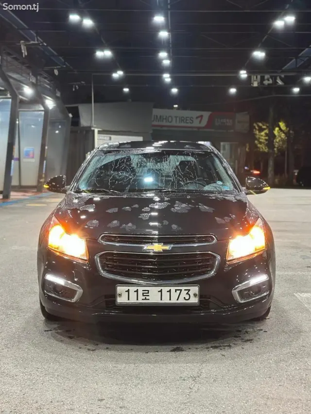 Chevrolet Cruze 2015 · 1.4 AT