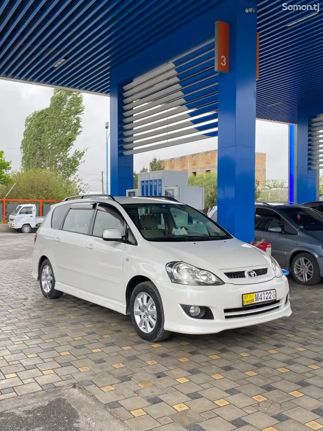 Toyota Ipsum 2008 · 2.4 AT