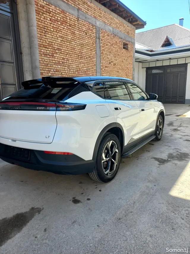 Dongfeng L7 2025 · AT