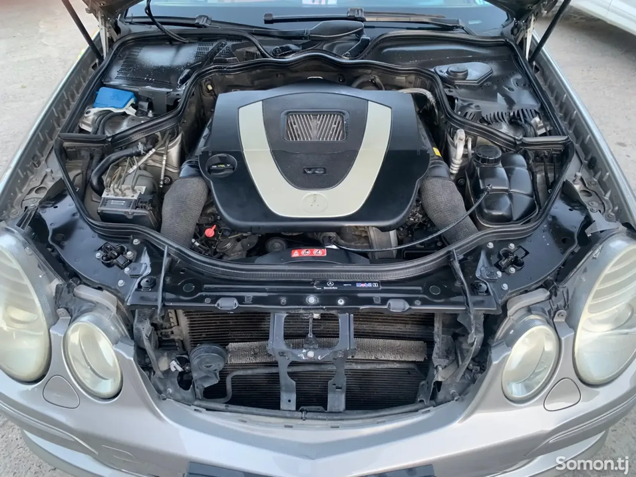 Mercedes-Benz E class 2009 · 3.5 AT