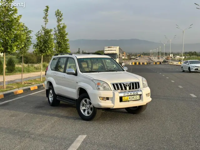 Toyota Land Cruiser 2006 · 4.0 AT