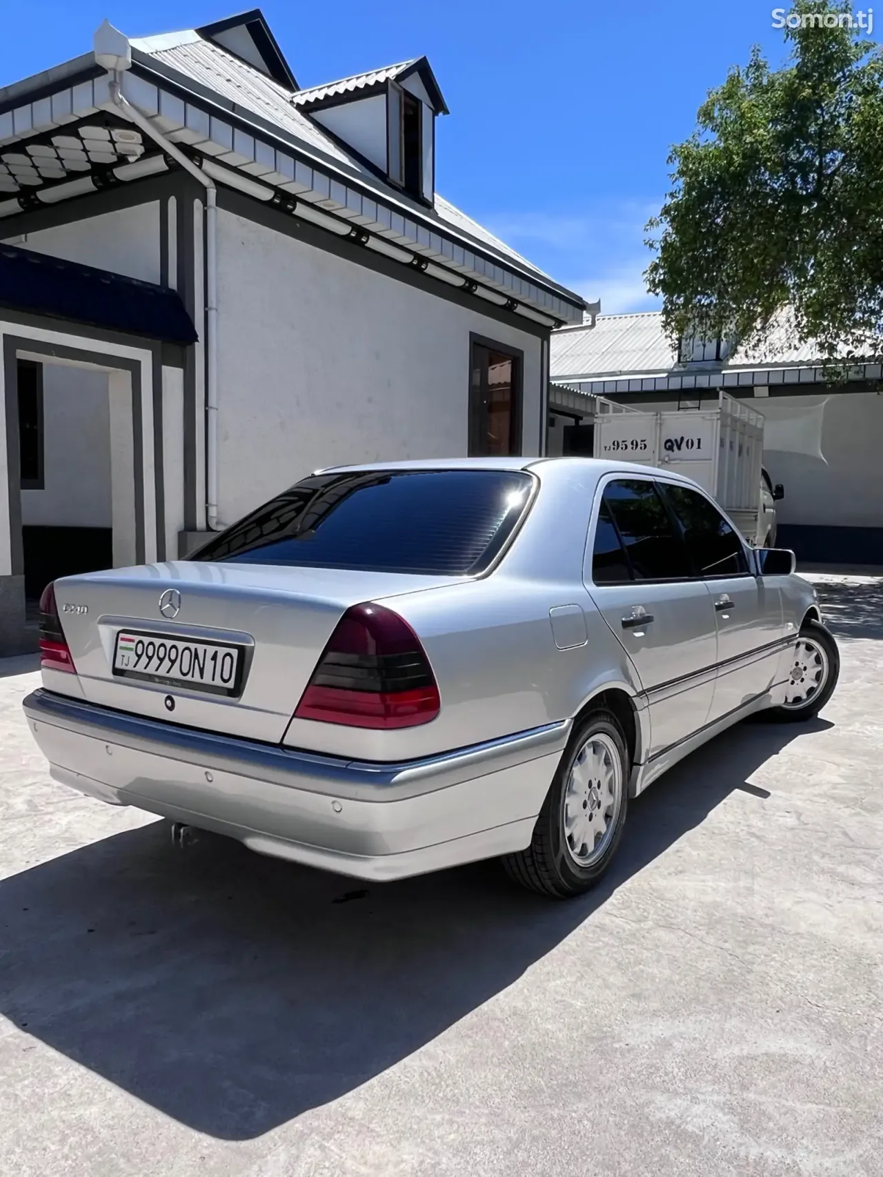 Mercedes-Benz C class 2000 · 2.4 AT