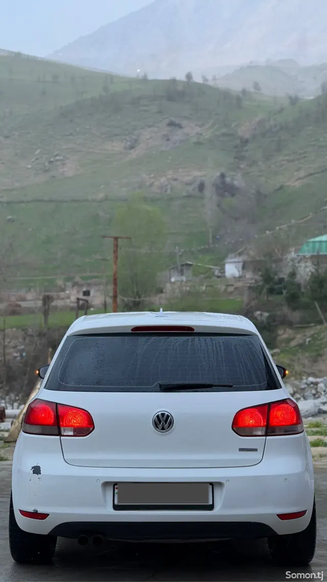 Volkswagen Golf 2012 · 2.0 AT