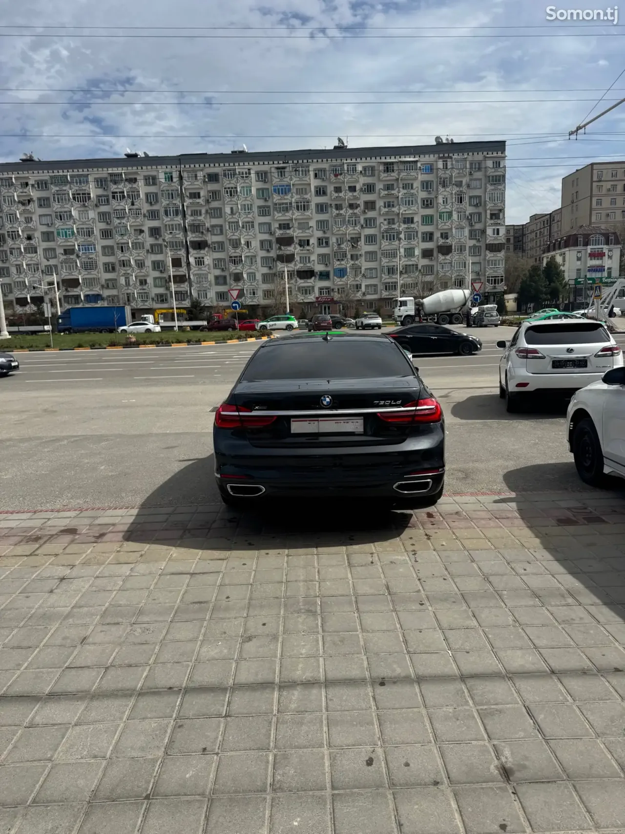 BMW 7 series 2017 · 3.0 AT