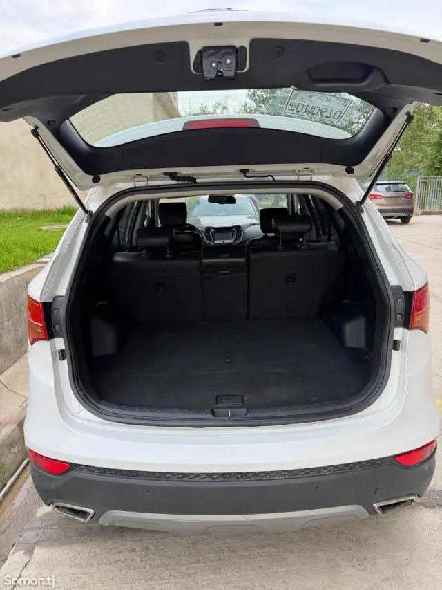 Hyundai Santa Fe 2014 · 2.4 AT
