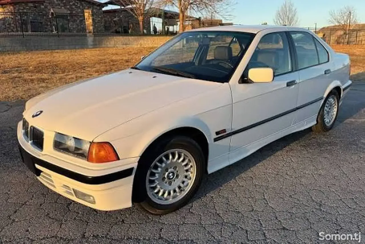 BMW 3 series 1997 · 1.8 MT