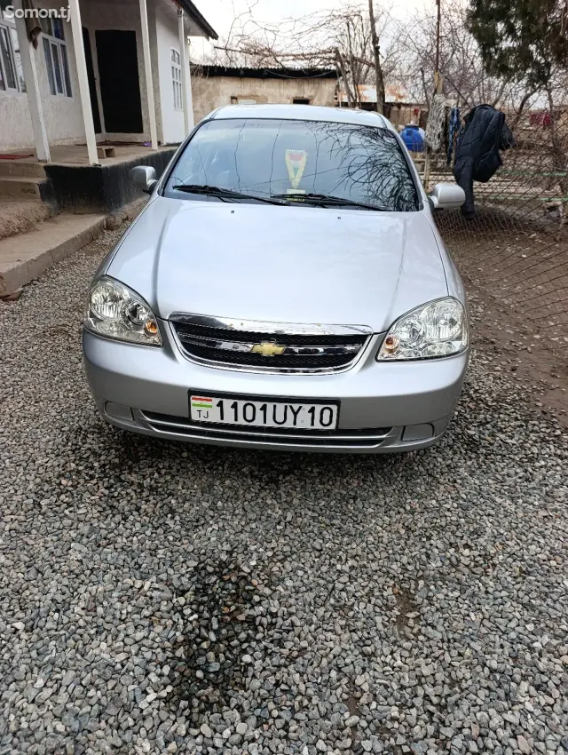 Chevrolet Lacetti 2006 · 1.6 MT