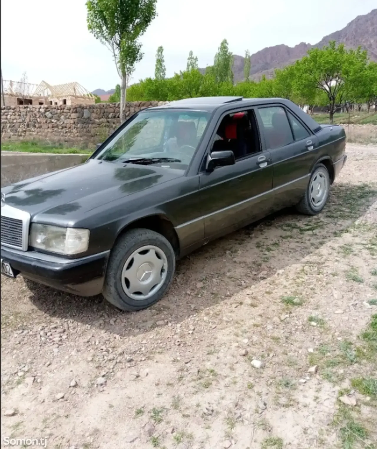Mercedes-Benz W124 1991 · 2.0 MT