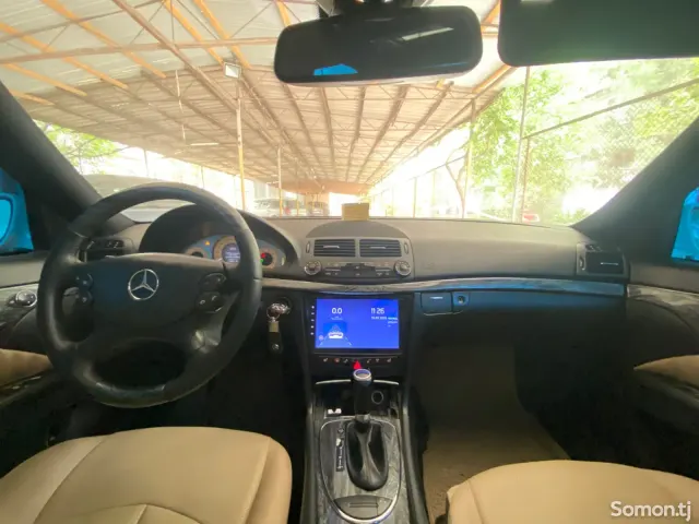 Mercedes-Benz E class 2009 · 3.5 AT