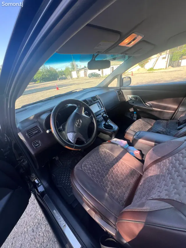Toyota Mark X ZiO 2009 · 2.4 AT
