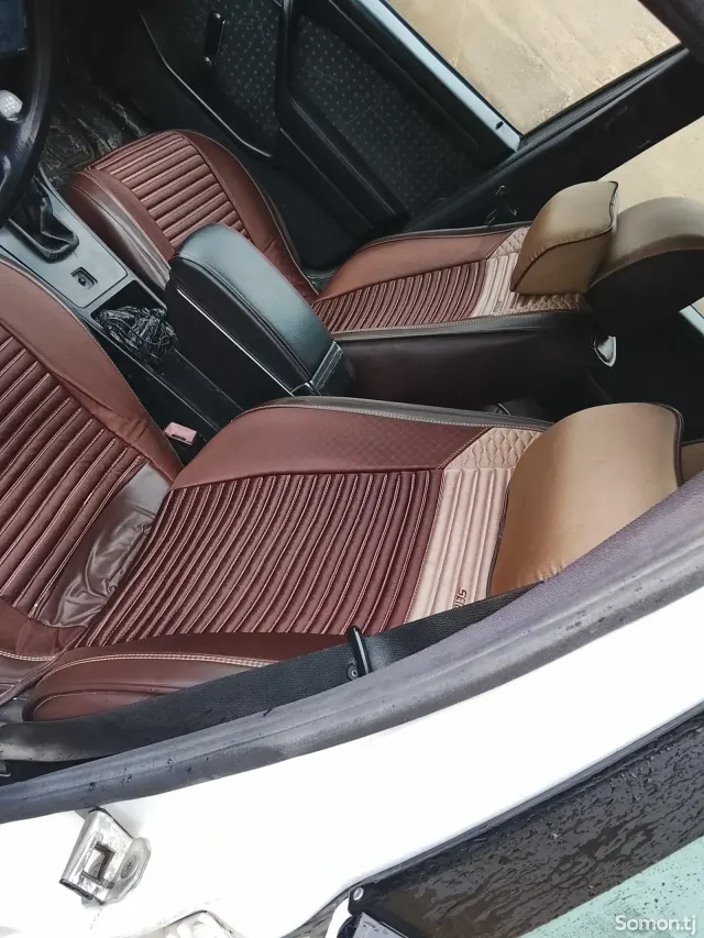 Mercedes-Benz C class 1996 · 1.8 MT