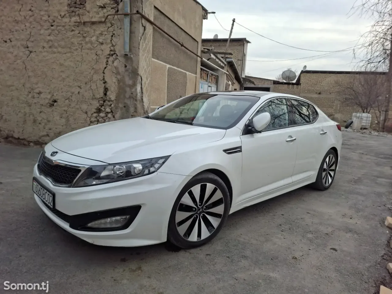 Kia K5 2011 · 2.0 AT