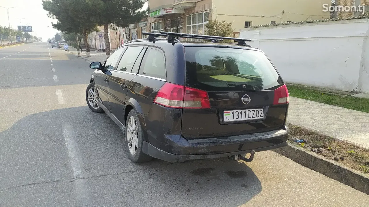 Opel Vectra C 2004 · 1.8 MT