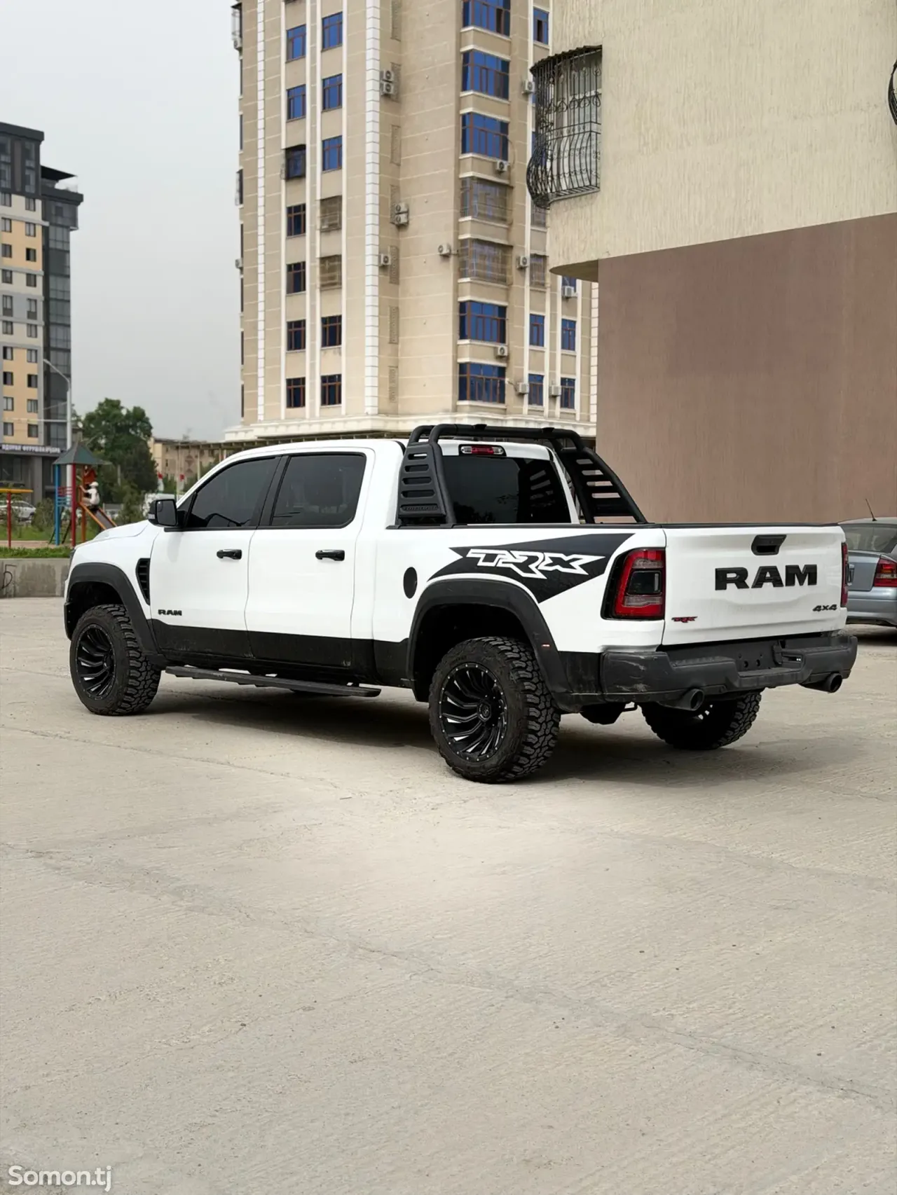Dodge RAM 2023 · 3.6 AT