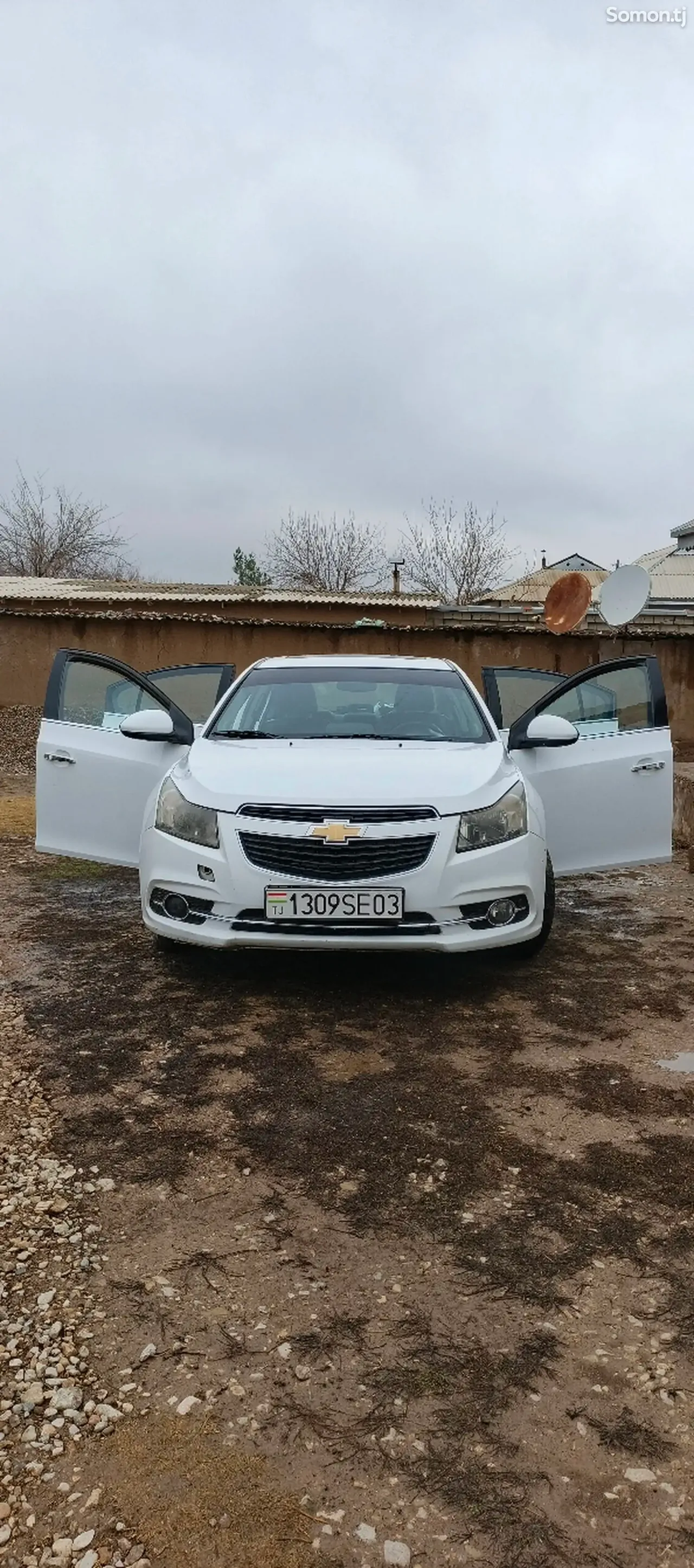 Chevrolet Cruze 2010 · 1.6 AT