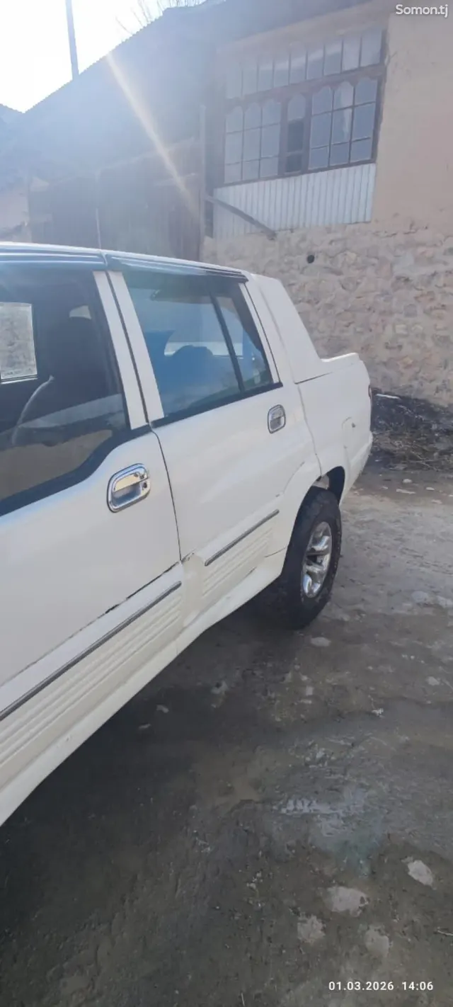 Ssang Yong Sports 2005 · 2.9 MT