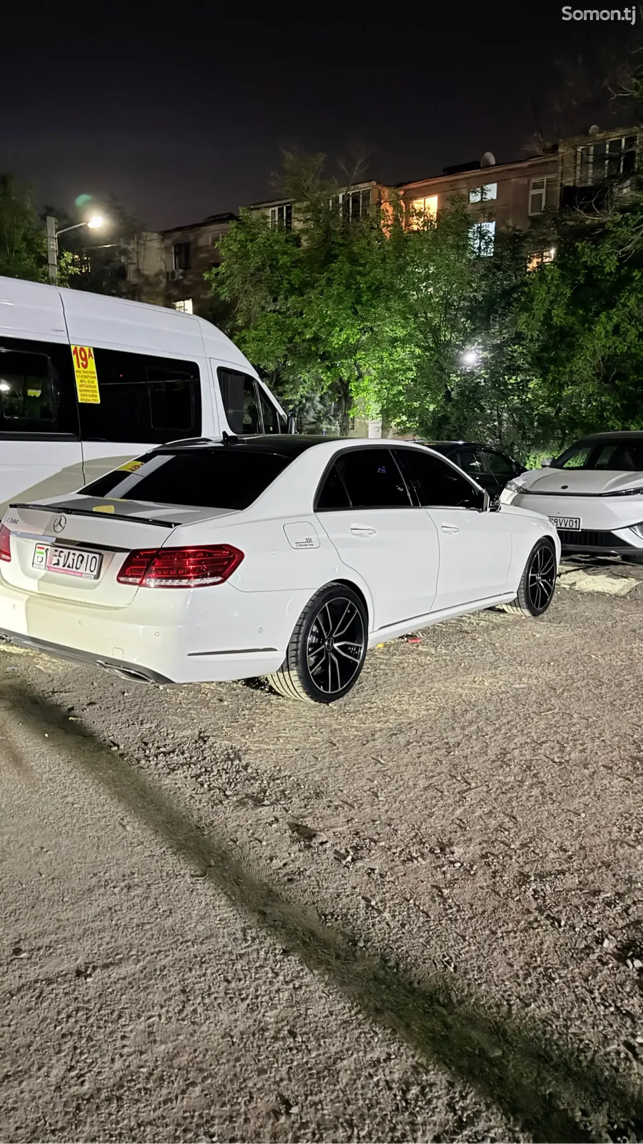 Mercedes-Benz E class 2015 · 3.0 AT