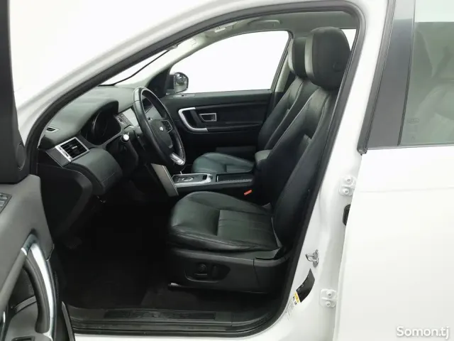 Land Rover Discovery 2017 · 2.0 AT