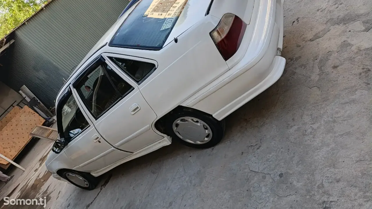 Daewoo Nexia 1996 · 1.6 MT