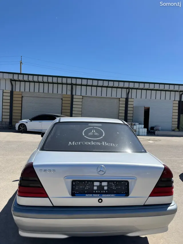 Mercedes-Benz C class 1999 · 2.0 AT