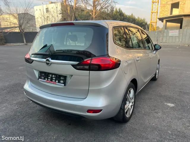 Opel Zafira 2017 · 2.0 AT