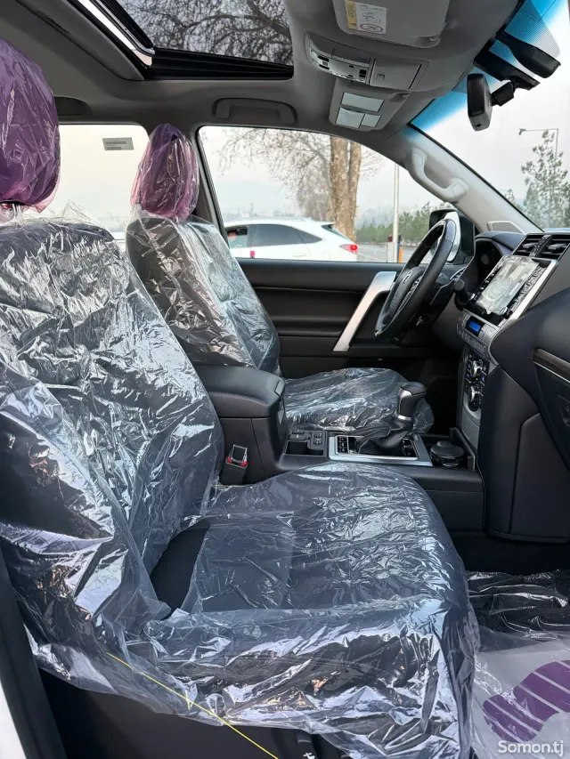 Toyota Land Cruiser Prado 2024 · 4.0 AT