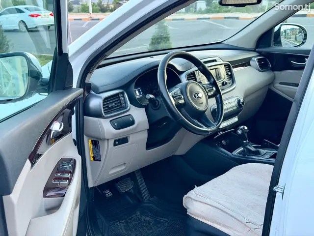 Kia Sorento 2015 · 2.4 AT