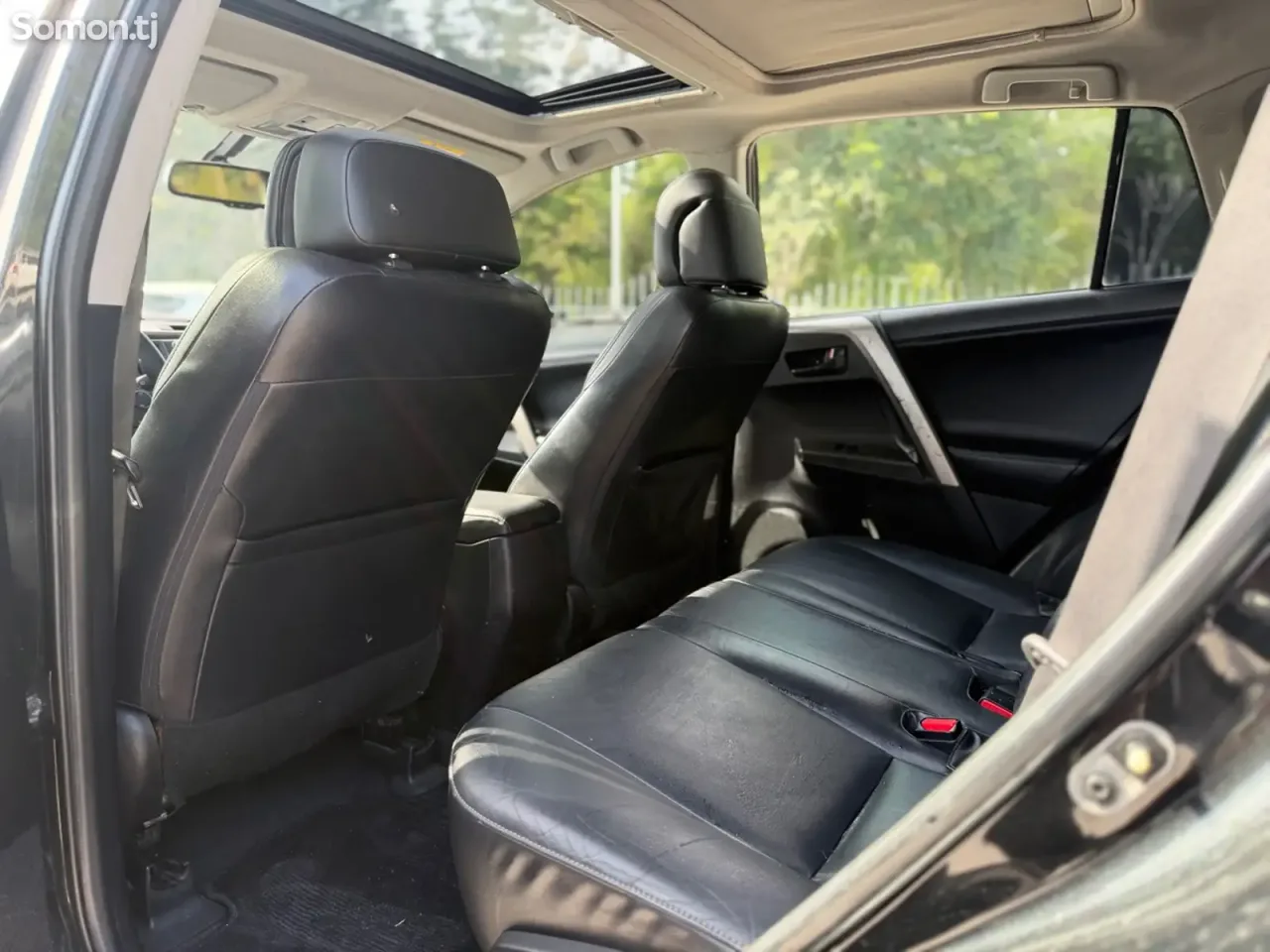 Toyota RAV 4 2014 · 2.5 AT