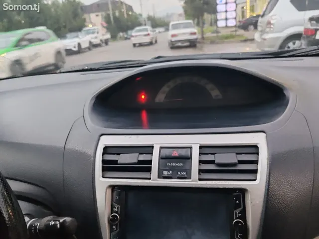 Toyota Belta 2006 · 1.1 AT