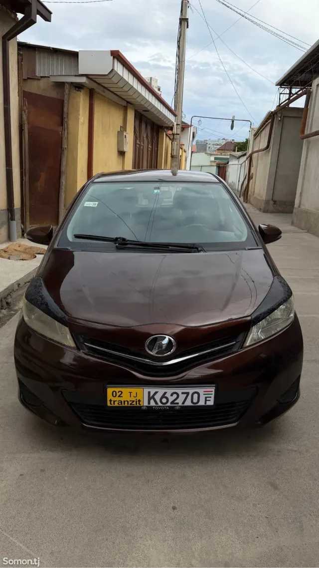 Toyota Vitz 2012 · 1.3 AT