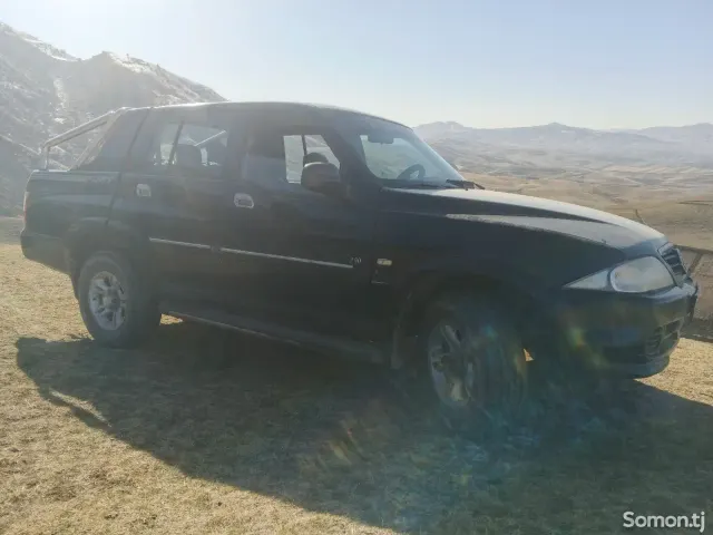 Ssang Yong Musso 2003 · 2.9 MT