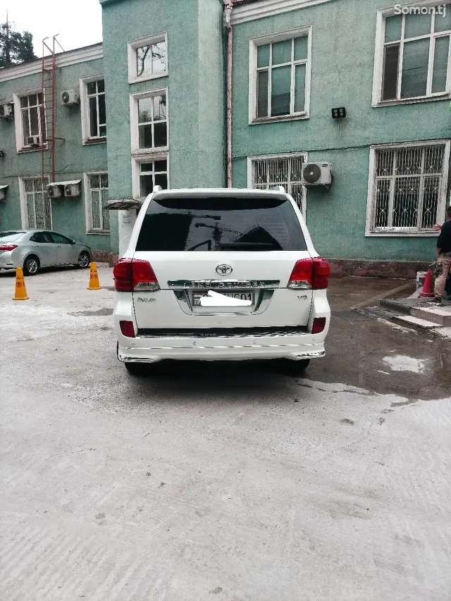 Toyota Land Cruiser 2012 · 4.0 AT