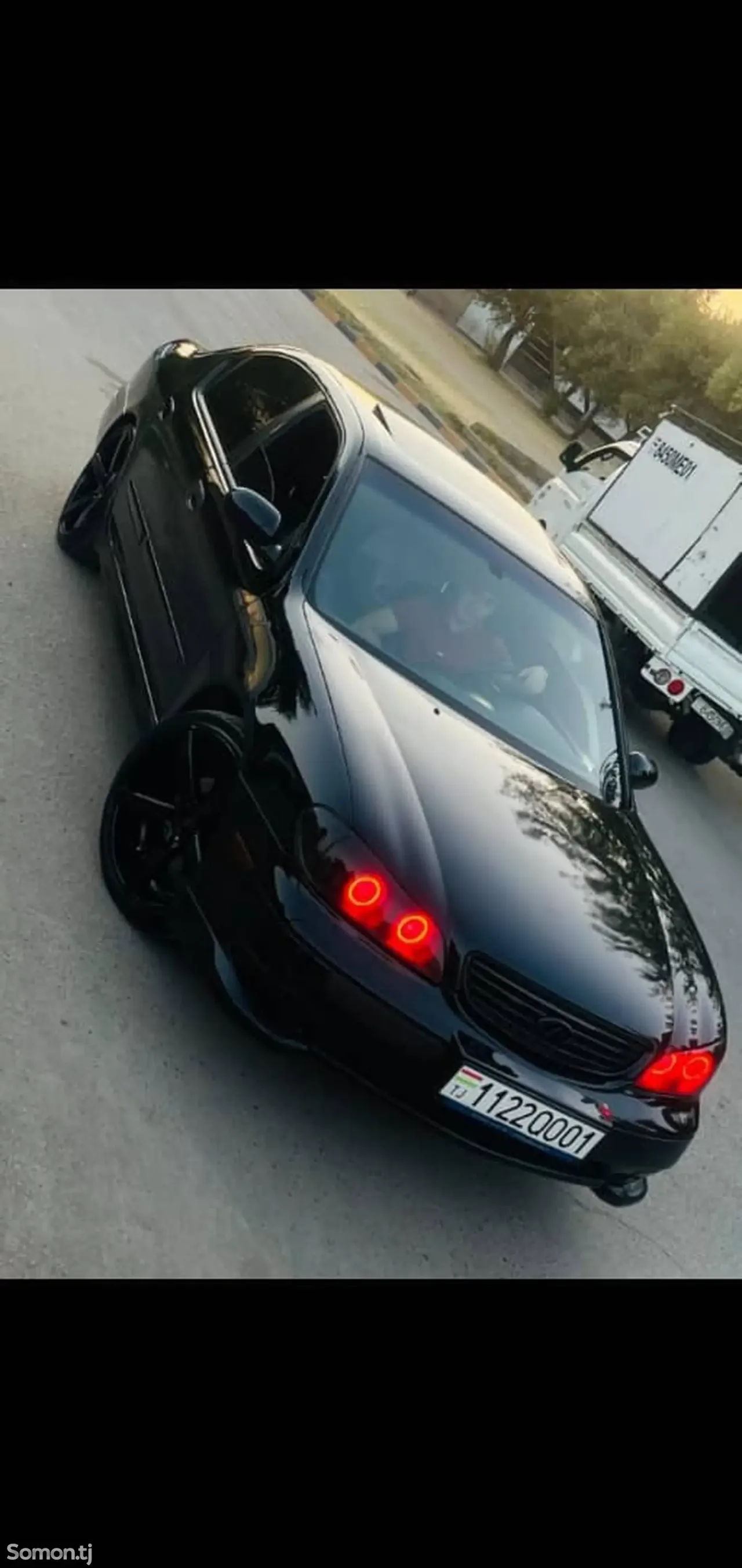 Nissan Maxima 2003 · 3.5 AT
