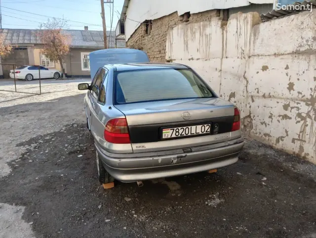 Opel Astra F 1996 · 1.6 AT