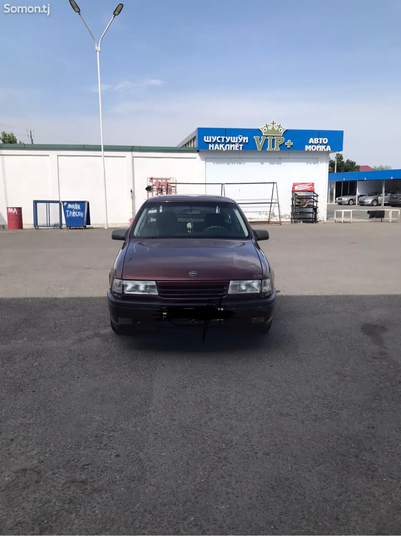 Opel Vectra A 1991 · 1.6 MT