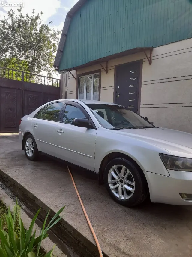 Hyundai Sonata 2007 · 2.0 AT