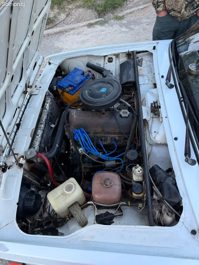 Lada (ВАЗ) 2107 2005 · 1.6 MT