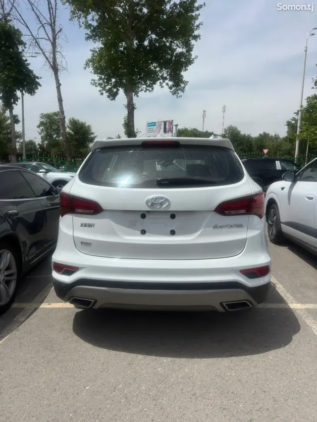 Hyundai Santa Fe 2018 · 2.0 AT