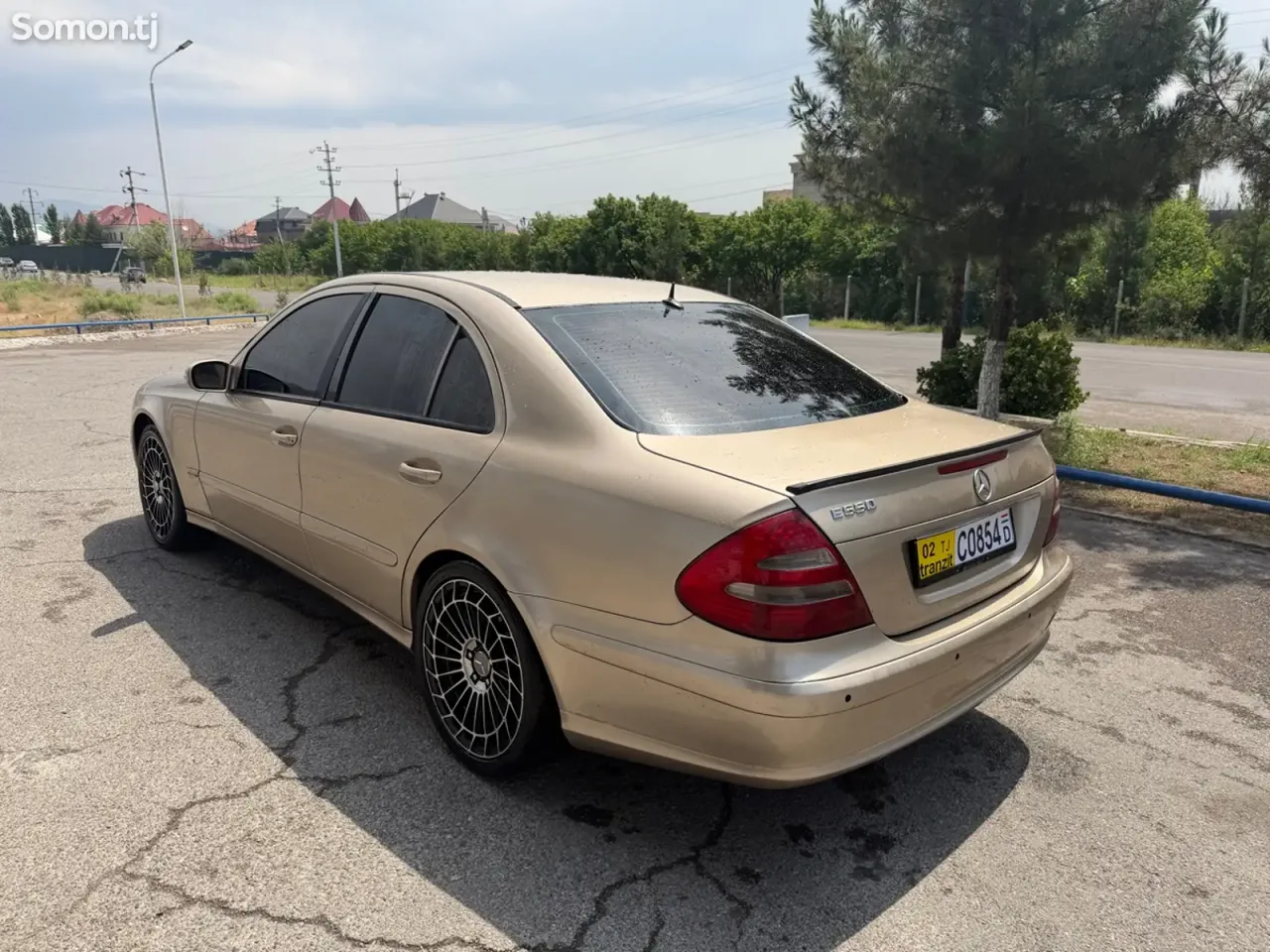Mercedes-Benz E class 2004 · 2.2 AT