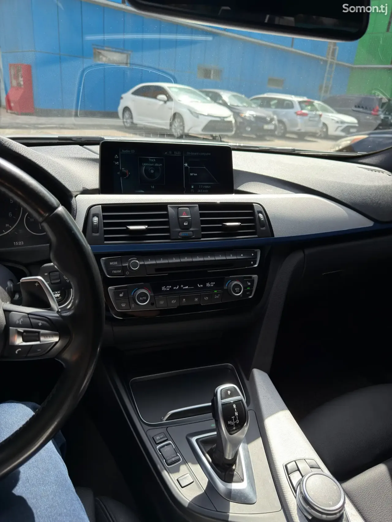 BMW 3 series 2017 · 2.0 AT