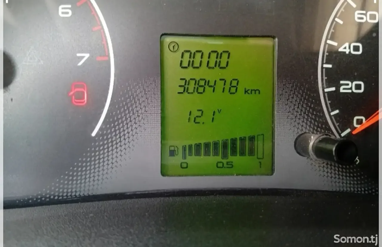 Lada (ВАЗ) Granta 2015 · 1.6 MT