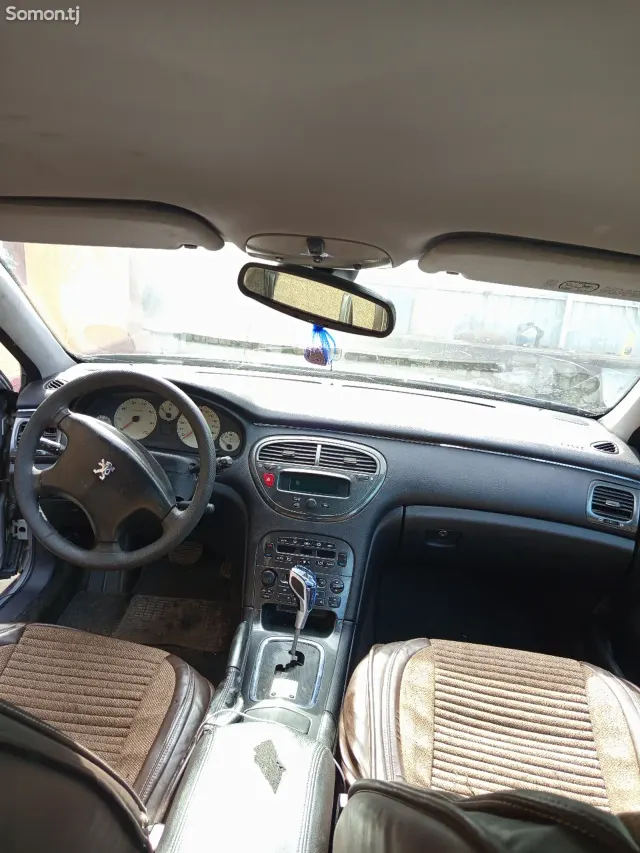 Peugeot 607 2001 · 2.2 AT