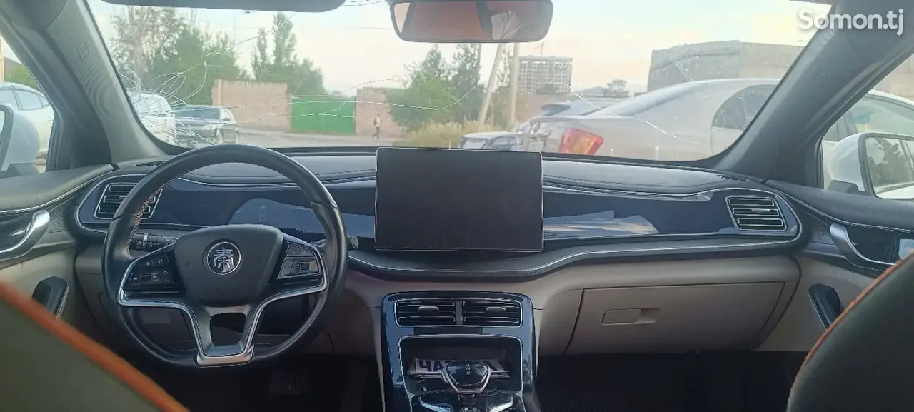 BYD Qin Plus 2023 · AT