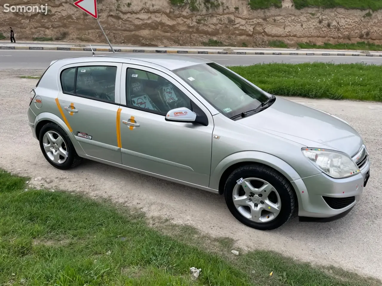 Opel Astra H 2007 · 1.8 MT