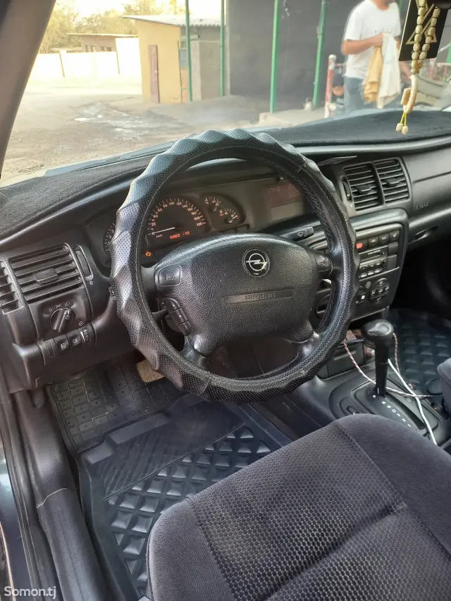 Opel Vectra B 2002 · 1.8 AT
