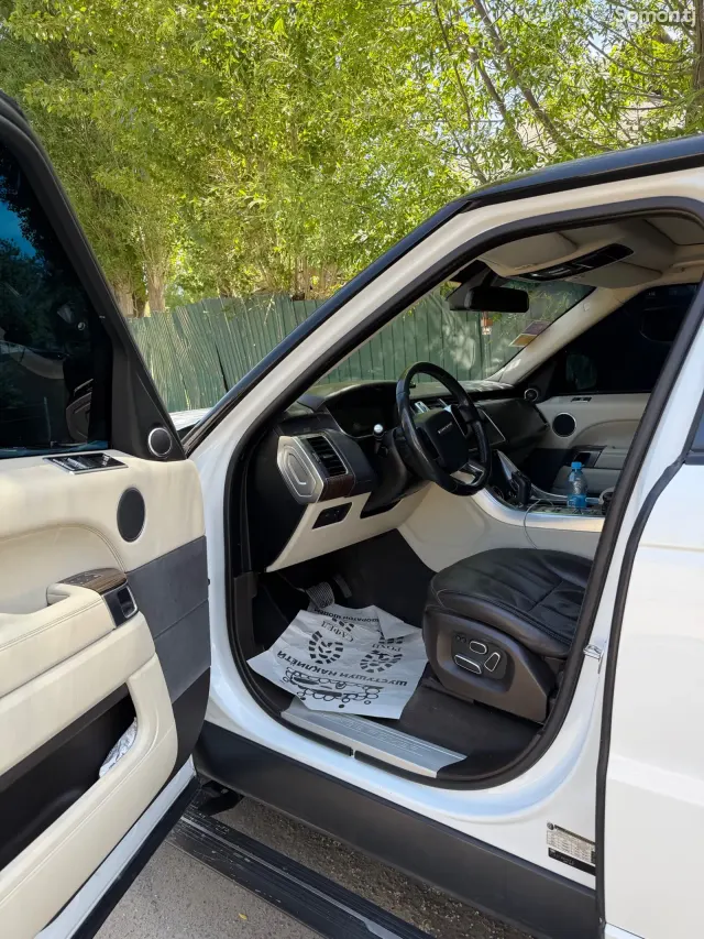 Land Rover Range Rover Sport 2015 · 3.0 AT